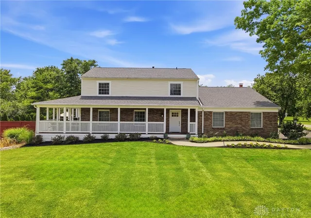 3rd image of 197 Acoma Dr, Mason, OH 45040 | MLS# 962062