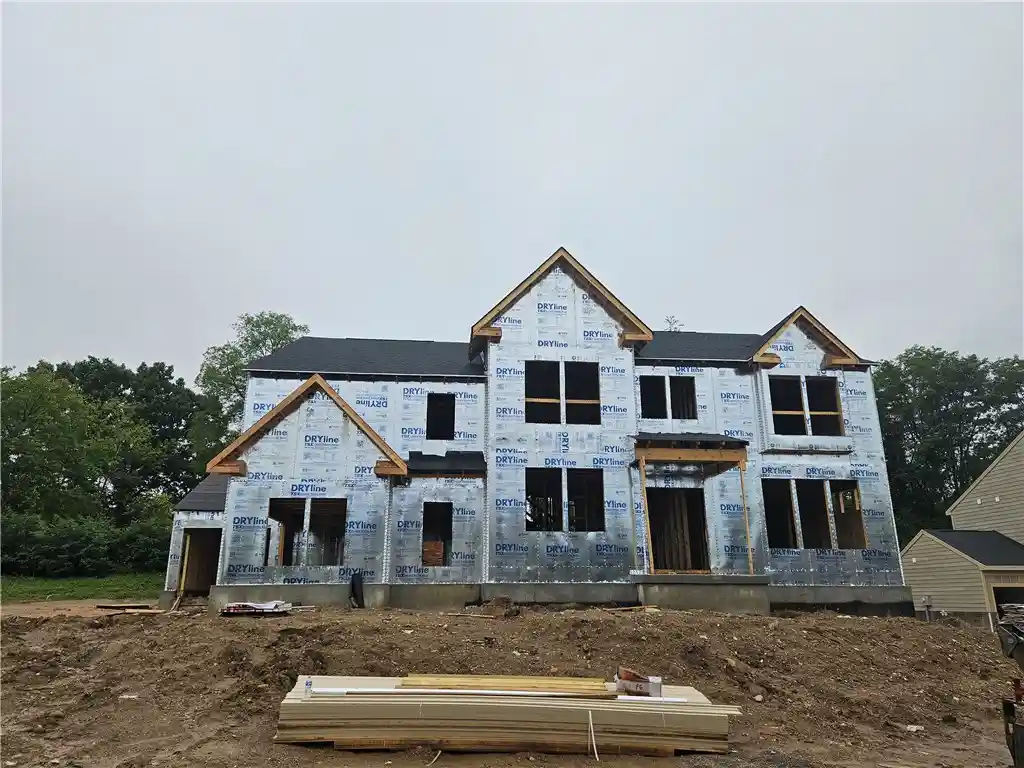 Photo 1 of Sale Pending at 2463 Bent Grass Dr, Dayton, OH 45431 | MLS# 962055 | Listing updated on 2026-10-27