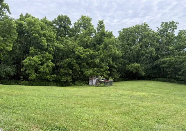 Homes for sale in Hillsboro, OH | 8225 W Prospect Rd, Hillsboro, OH 45133 | MLS# 962111