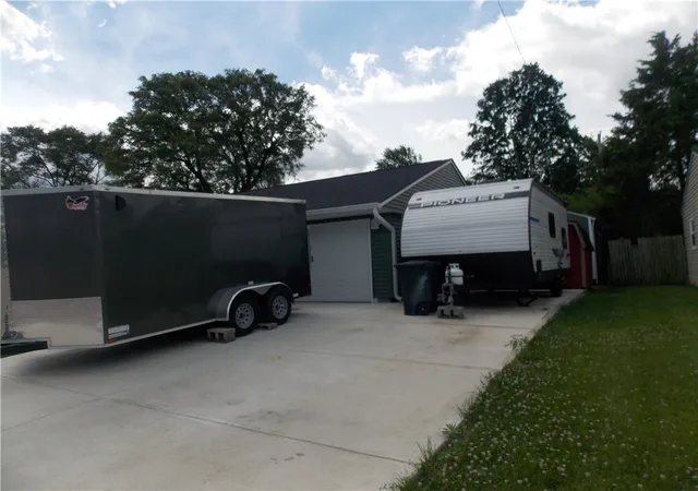 2nd image of 1227 Styer Dr, New Carlisle, OH 45344 | MLS# 962134