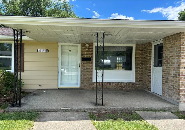 Homes for sale in New Carlisle, OH | 484 Winchester St, New Carlisle, OH 45344 | MLS# 962073