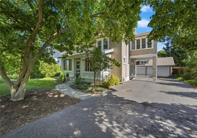 1st image of 25 Park Rd, Oakwood, OH 45419 | MLS# 961981