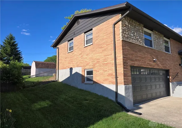 Photo 4 of Single family home for sale at 1617 Belvo Rd, Miamisburg, OH 45342 | MLS# 961677 | Listing updated on 2026-07-31