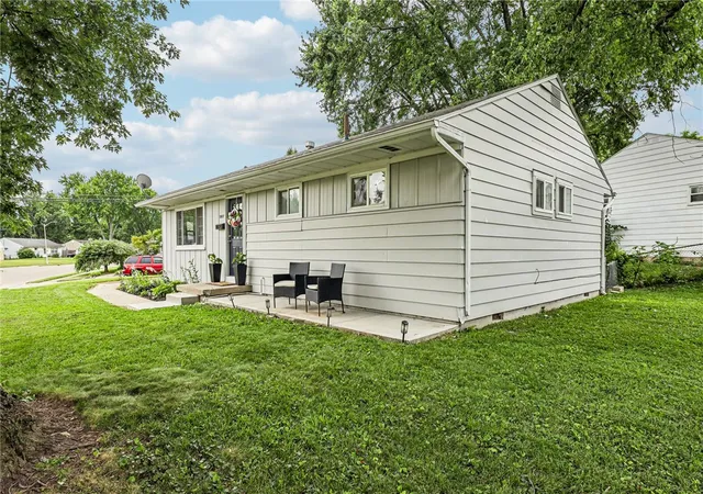 Homes for sale in Kettering, OH | 2857 Galewood St, Kettering, OH 45420 | MLS# 961940