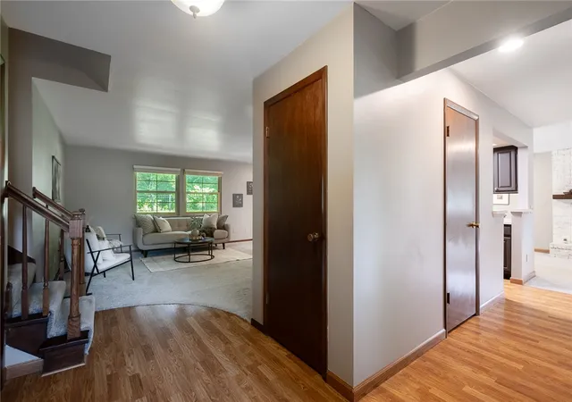 Photo 3 of Sale Pending at 1711 Washington Crk Ln, Dayton, OH 45458 | MLS# 962165 | Listing updated on 2026-07-10