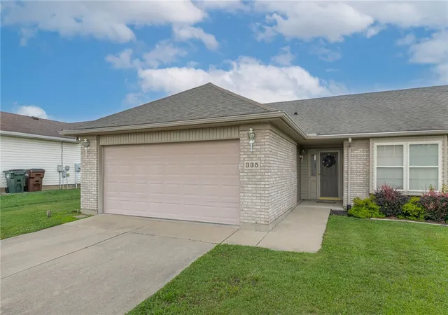 Homes for sale in Xenia, OH | 335 Whisper Ln, Xenia, OH 45385 | MLS# 961787