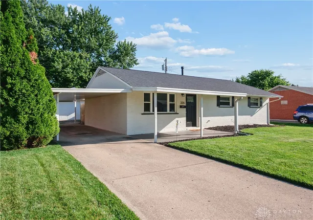 Homes for sale in West Carrollton, OH | 326 Astor Ave, West Carrollton, OH 45449 | MLS# 961967