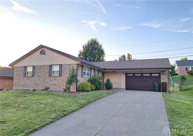 Homes for sale in Trotwood, OH | 5325 Bromwick Dr, Trotwood, OH 45426 | MLS# 962183