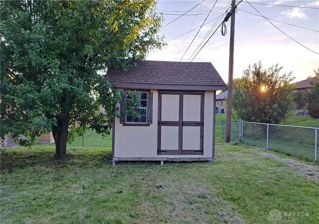 Homes for sale in Trotwood, OH | 5325 Bromwick Dr, Trotwood, OH 45426 | MLS# 962183