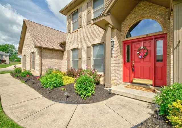 Photo 3 of Single family home for sale at 333 Echo Valley Dr, Vandalia, OH 45377 | MLS# 962179 | Listing updated on 2026-07-09
