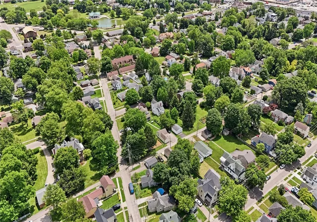 Photo 3 of Sale Pending at 438 N Galloway St, Xenia, OH 45385 | MLS# 960595 | Listing updated on 2026-08-27