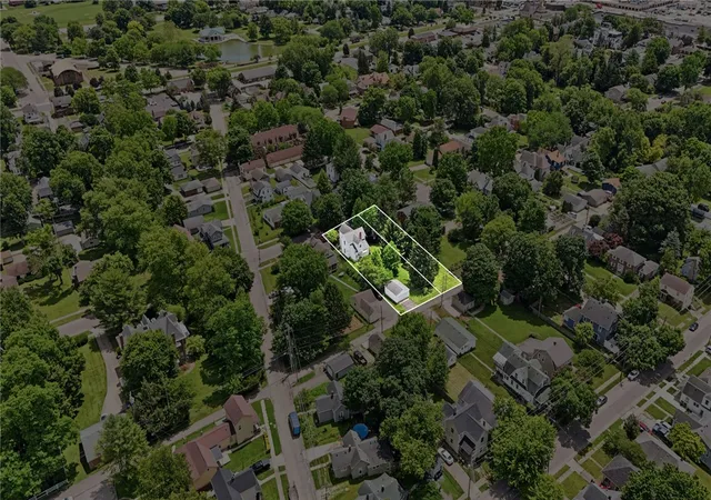 Photo 5 of Sale Pending at 438 N Galloway St, Xenia, OH 45385 | MLS# 960595 | Listing updated on 2026-08-27