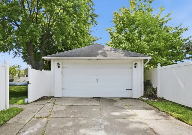 43rd image of 702 E Franklin St, Troy, OH 45373 | MLS# 962182