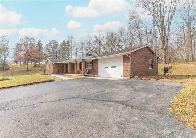 Homes for sale in Sidney, OH | 18333 Herring Rd, Sidney, OH 45365 | MLS# 962238