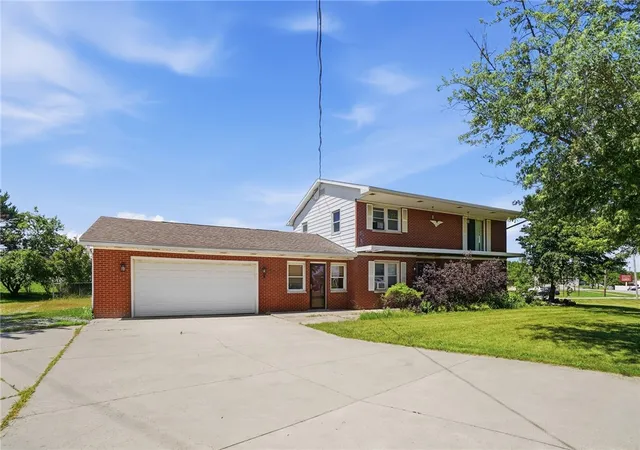 Homes for sale in Anna, OH | 603 E Main St, Anna, OH 45302 | MLS# 962042