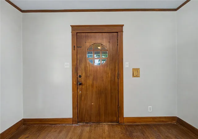 Homes for sale in Oakwood, OH | 200 Wiltshire Blvd, Oakwood, OH 45419 | MLS# 962049