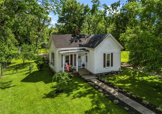 5th image of 512 W Locust St, Wilmington, OH 45177 | MLS# 961924