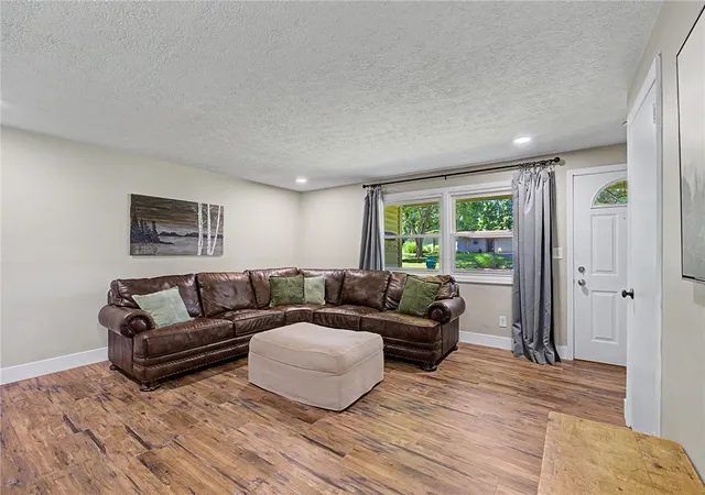 Homes for sale in Beavercreek, OH | 4627 Whitegate Dr, Beavercreek, OH 45430 | MLS# 962206