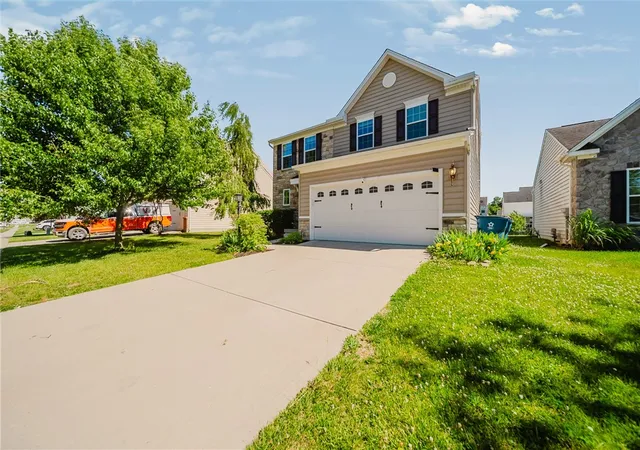 Homes for sale in Tipp City, OH | 5148 Dayflower Dr, Tipp City, OH 45371 | MLS# 962261