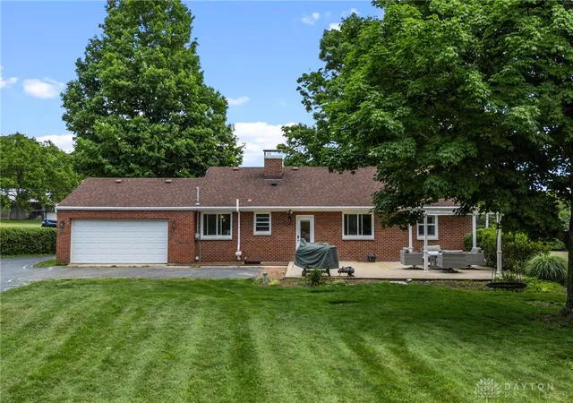 Homes for sale in Xenia, OH | 2111 State Route 235, Xenia, OH 45385 | MLS# 961980