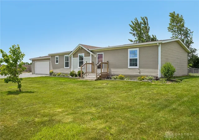 Photo 3 of Single family home for sale at 7916 State Route 559, Zanesfield, OH 43360 | MLS# 962303 | Listing updated on 2026-08-30