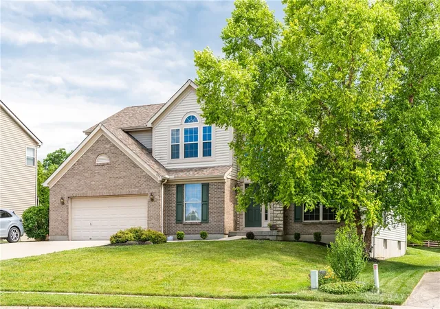 Photo 3 of Single family home for sale at 584 Lake Front Dr, Lebanon, OH 45036 | MLS# 962316 | Listing updated on 2026-08-01