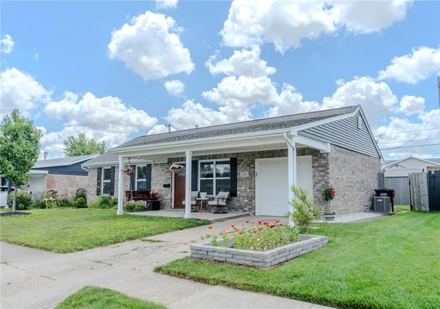 Homes for sale in Brookville, OH | 215 Crosswell Ave, Brookville, OH 45309 | MLS# 962053