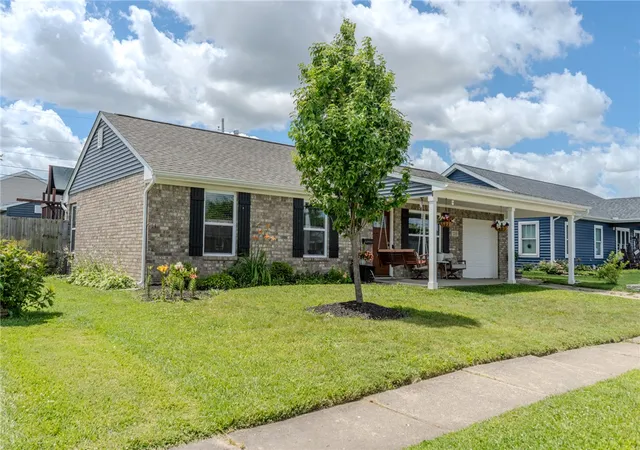 Homes for sale in Brookville, OH | 215 Crosswell Ave, Brookville, OH 45309 | MLS# 962053