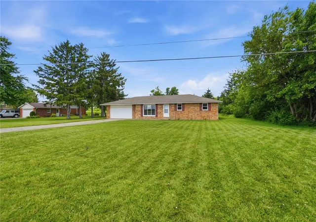 Homes for sale in Casstown, OH | 1885 Troy Urbana Rd, Casstown, OH 45373 | MLS# 962186