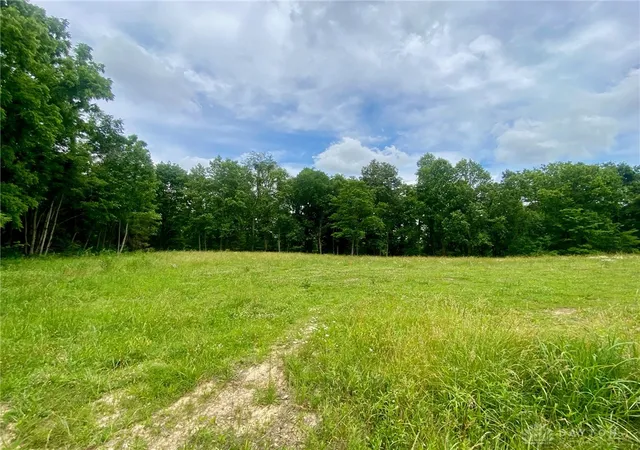 Homes for sale in Seaman, OH | 400 Lynn Morgan Rd, Seaman, OH 45679 | MLS# 962355