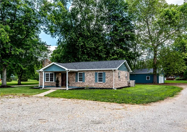 Homes for sale in Turtlecreek Twp, OH | 3730 Greentree Rd, Turtlecreek Twp, OH 45036 | MLS# 962019