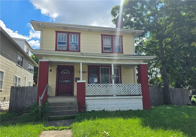 1st image of 180 N Hague Ave, Columbus, OH 43204 | MLS# 962392