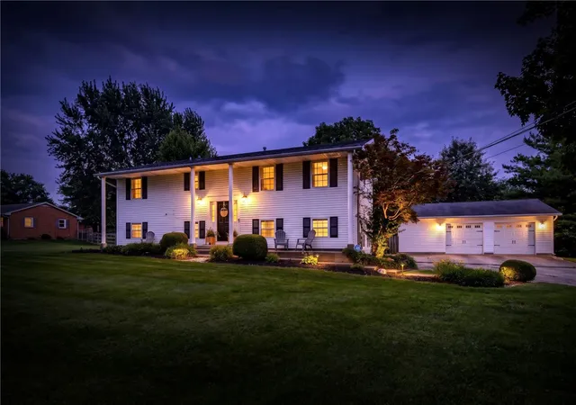 Homes for sale in Franklin Twp, OH | 4577 Fisher Rd, Franklin Twp, OH 45005 | MLS# 962402