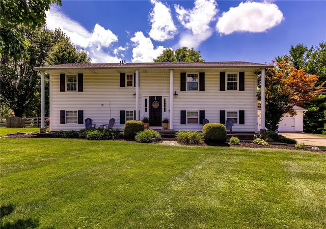 Homes for sale in Franklin Twp, OH | 4577 Fisher Rd, Franklin Twp, OH 45005 | MLS# 962402