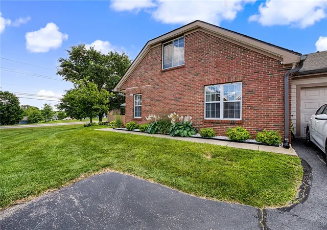 2nd image of 9664 Belfry Ct, Washington Twp, OH 45458 | MLS# 962413
