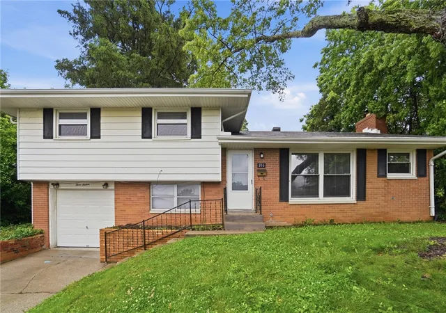 3rd image of 316 E Doris Dr, Fairborn, OH 45324 | MLS# 962388