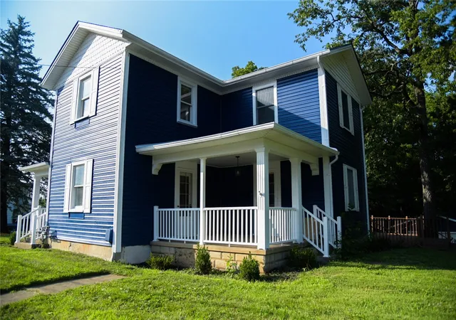 Photo 2 of Single family home for sale at 1409 Broadway, Piqua, OH 45356 | MLS# 960529 | Listing updated on 2026-08-29