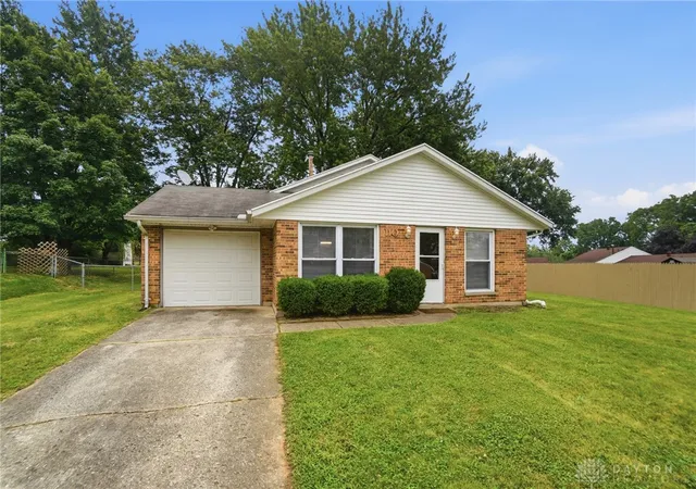 Homes for sale in Springboro, OH | 110 Teakwood Ln, Springboro, OH 45066 | MLS# 962210