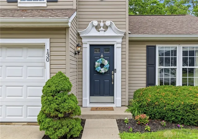 3rd image of 130 Mcdaniels Ln, Springboro, OH 45066 | MLS# 962446