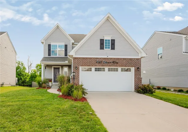 2nd image of 1015 Colonial Wy, Dayton, OH 45424 | MLS# 962338