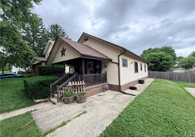 Photo 1 of Single family home for sale at 624 Greenlawn Ave, Dayton, OH 45403 | MLS# 962444 | Listing updated on 2026-08-01