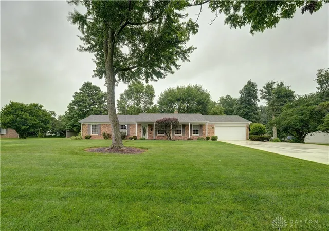 Homes for sale in Greenville, OH | 6555 Westfall Rd, Greenville, OH 45331 | MLS# 962423