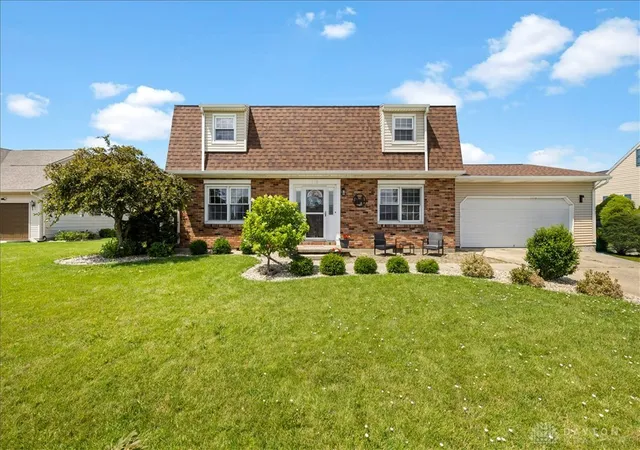 Homes for sale in Botkins, OH | 112 Debra Dr, Botkins, OH 45306 | MLS# 962551