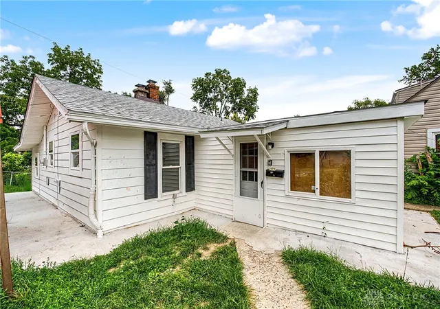 Photo 2 of Single family home for sale at 133 Loretta Dr, Dayton, OH 45415 | MLS# 962556 | Listing updated on 2026-07-21