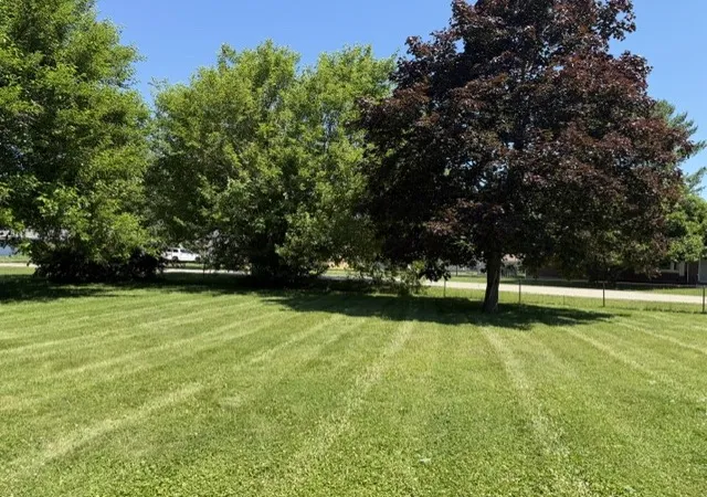 Photo 3 of Single family home for sale at 226 Hardacre Dr, Xenia, OH 45385 | MLS# 962462 | Listing updated on 2026-08-02