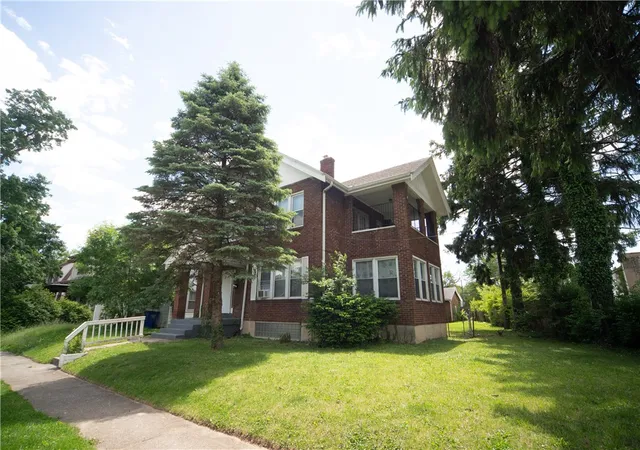 2nd image of 20 Pointview Ave, Dayton, OH 45405 | MLS# 962422