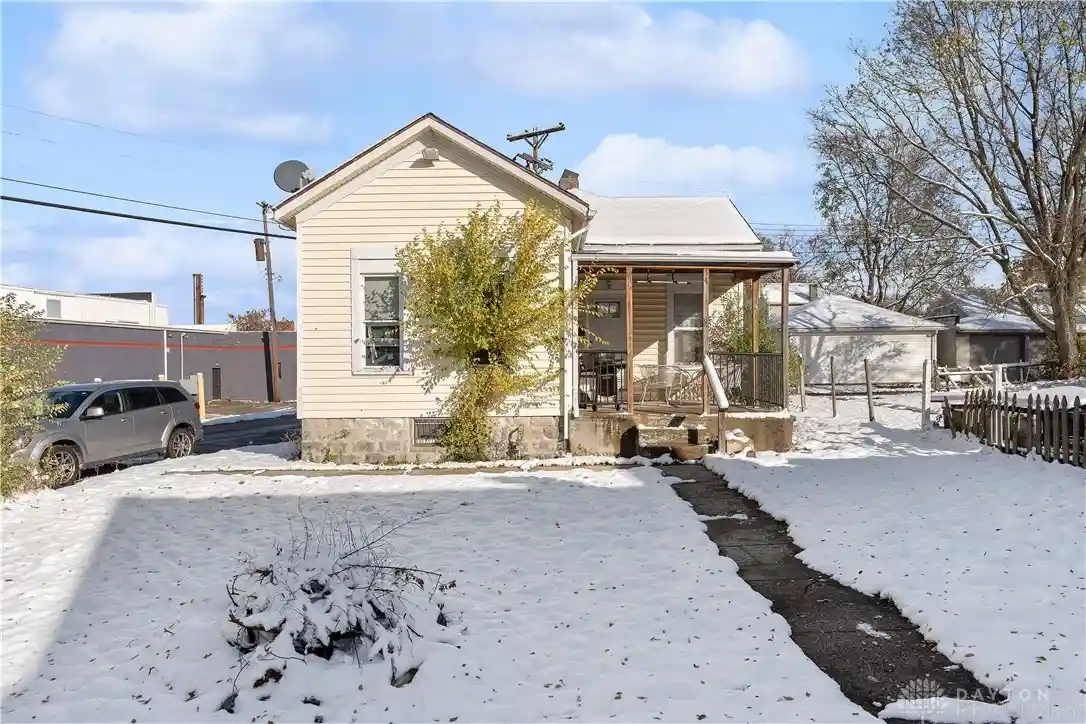 Photo 1 of Single family home for sale at 124 N Harbine Ave, Dayton, OH 45403 | MLS# 962601 | Listing updated on 2026-10-12
