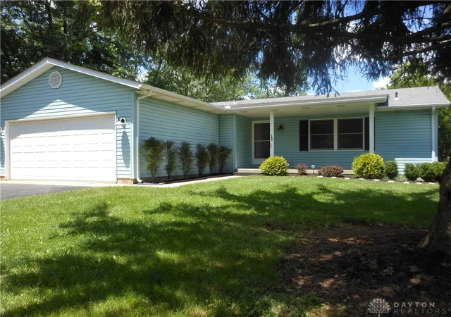 Homes for sale in Eaton, OH | 133 Thunder Dr, Eaton, OH 45320 | MLS# 962602