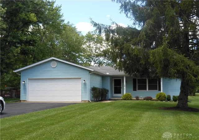 Homes for sale in Eaton, OH | 133 Thunder Dr, Eaton, OH 45320 | MLS# 962602