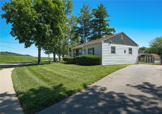 2nd image of 618 Old Main St, Miamisburg, OH 45342 | MLS# 962535